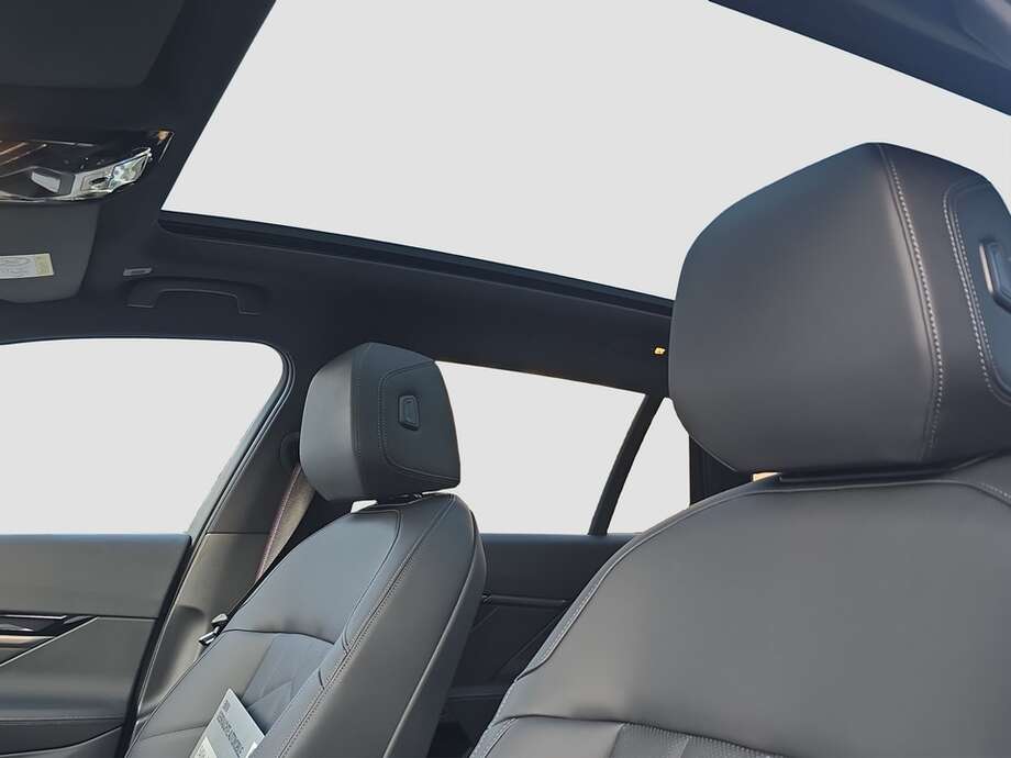 BMW 540d xDrive (Bild 11/19)