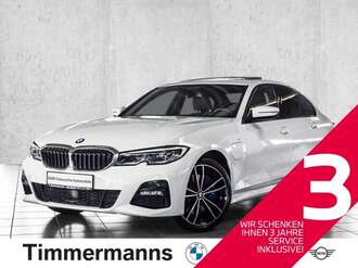 BMW 330e (Bild 1/20)