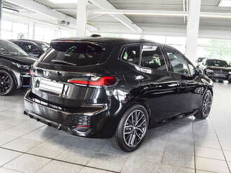 BMW 218 Active Tourer (Bild 2/22)
