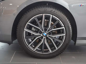 BMW 218 Active Tourer (Bild 3/14)