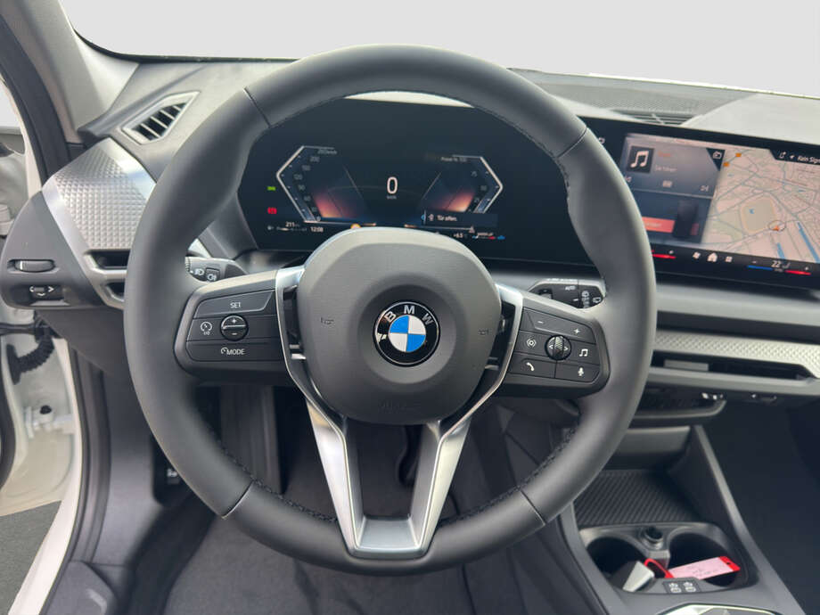 BMW 120 (Bild 12/16)