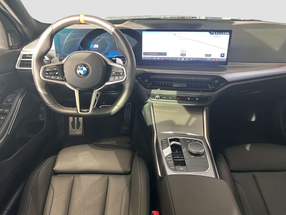 BMW M340i (Bild 12/16)