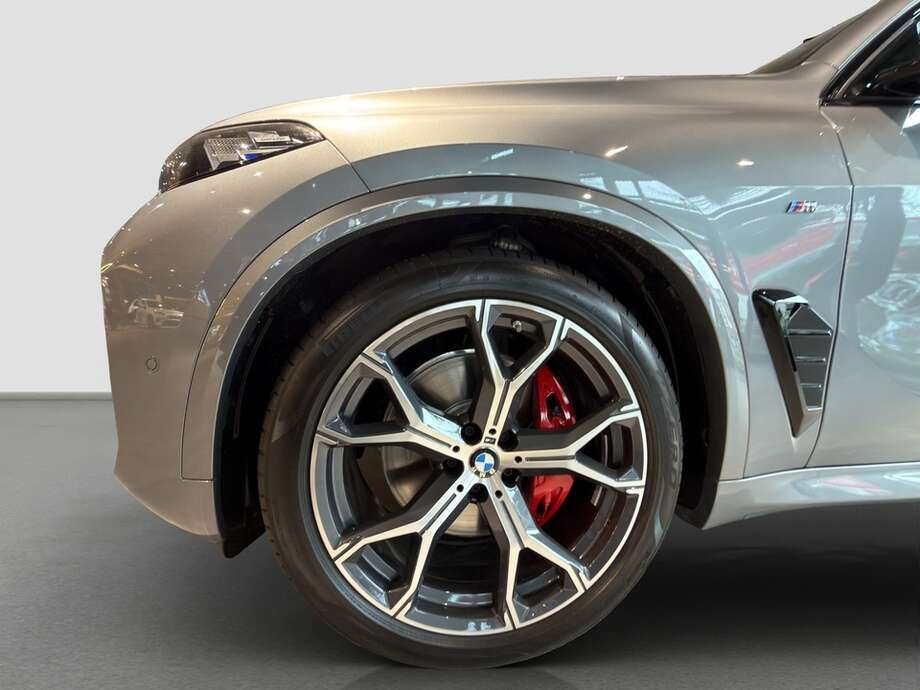 BMW X5 (Bild 9/15)
