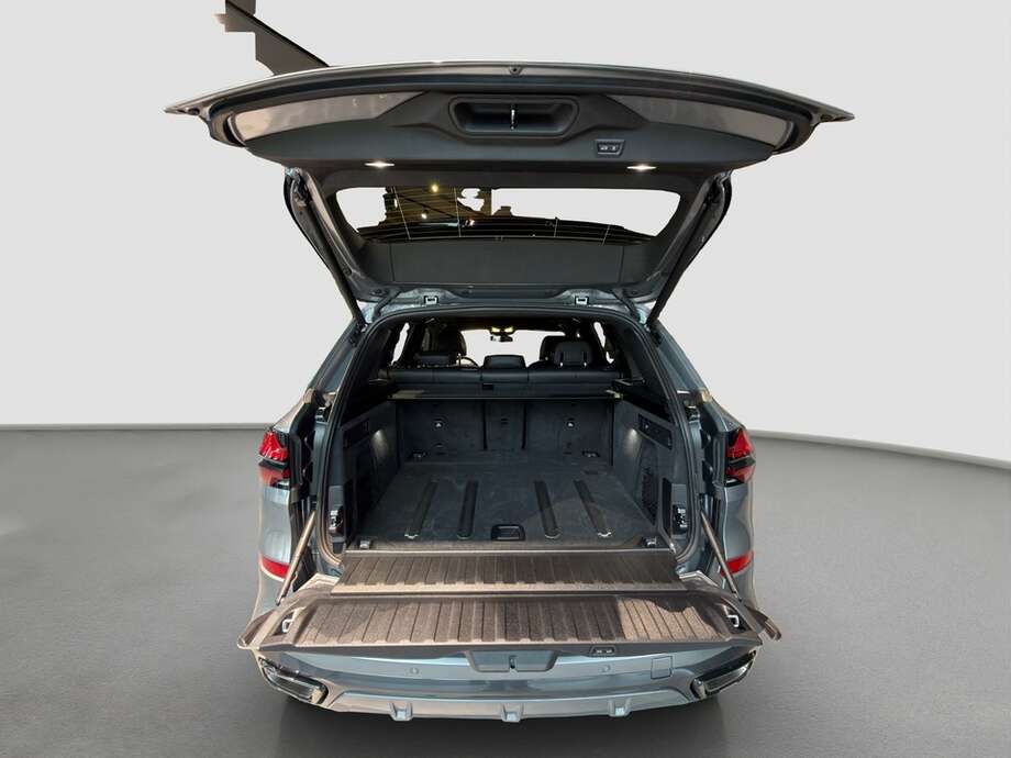 BMW X5 (Bild 14/15)