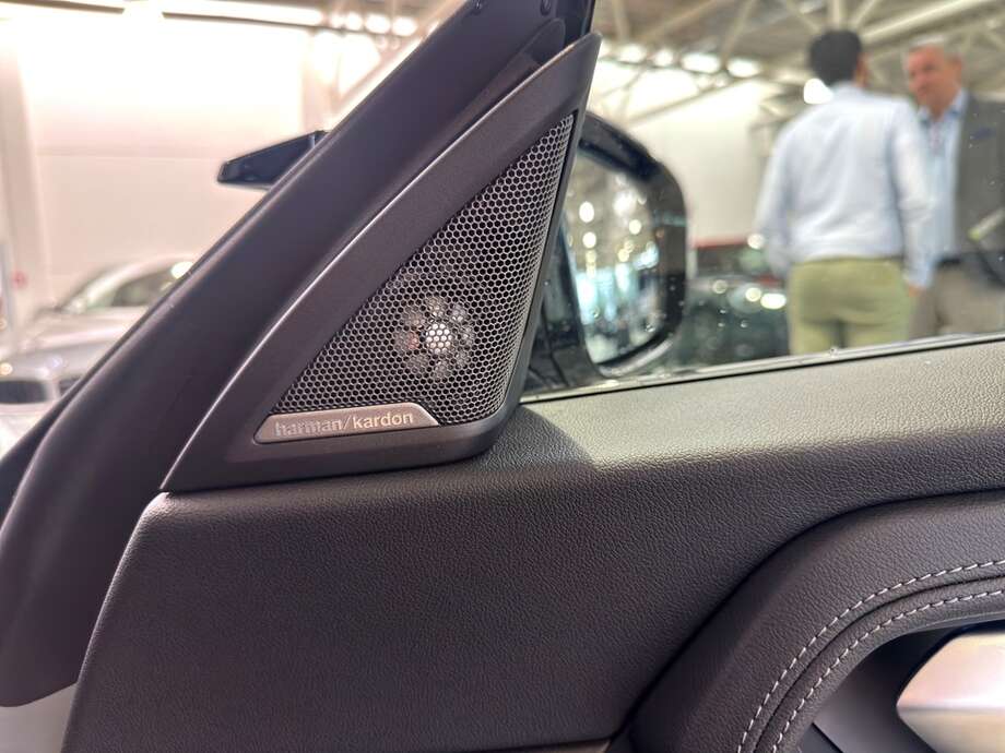 BMW M240i (Bild 12/13)