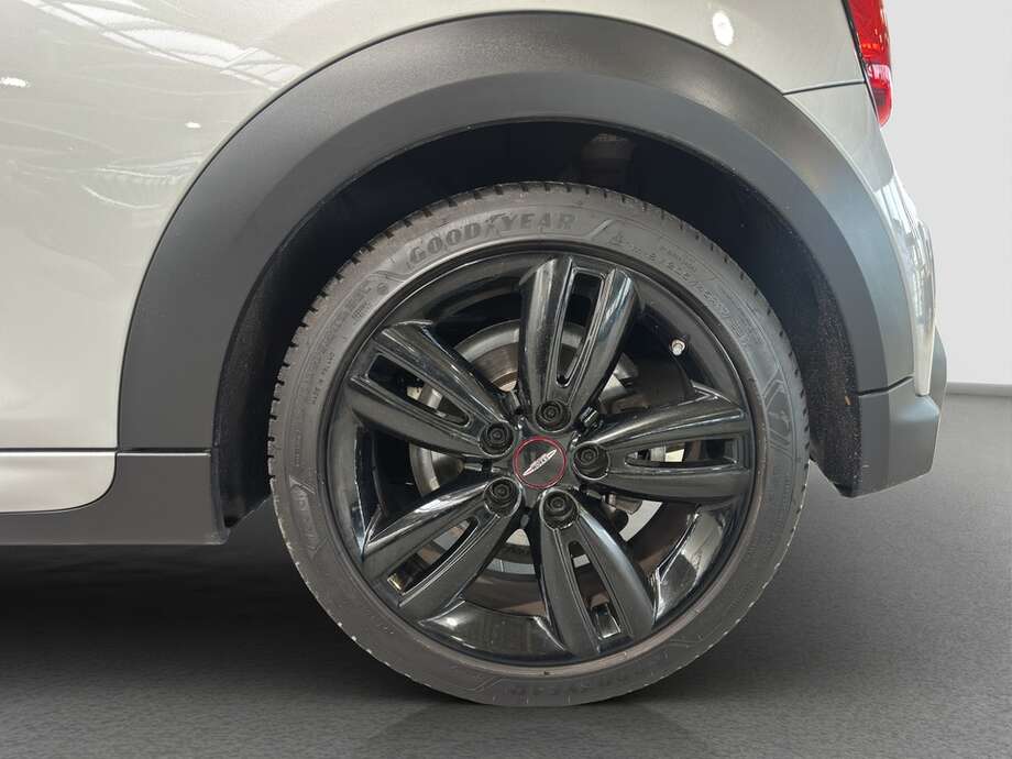 MINI Cooper (Bild 9/22)