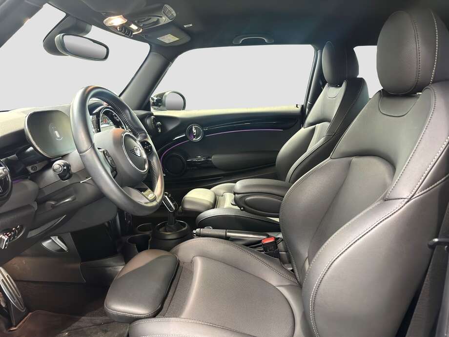 MINI Cooper (Bild 10/22)