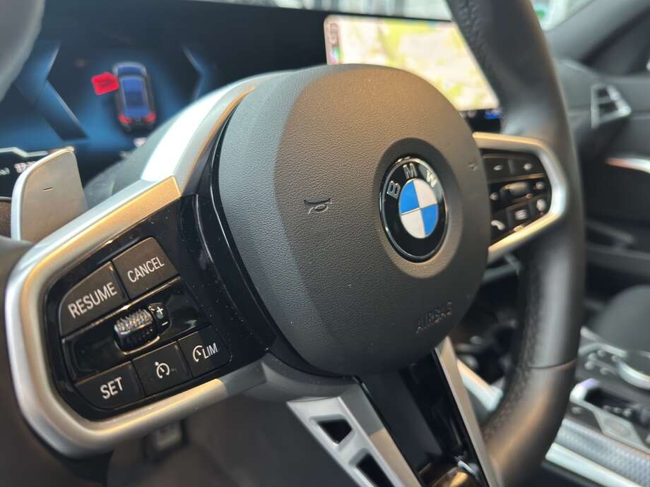 BMW 318d (Bild 15/15)