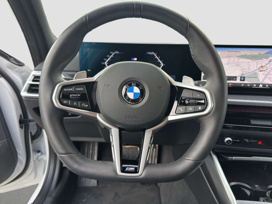 BMW 318d (Bild 11/16)