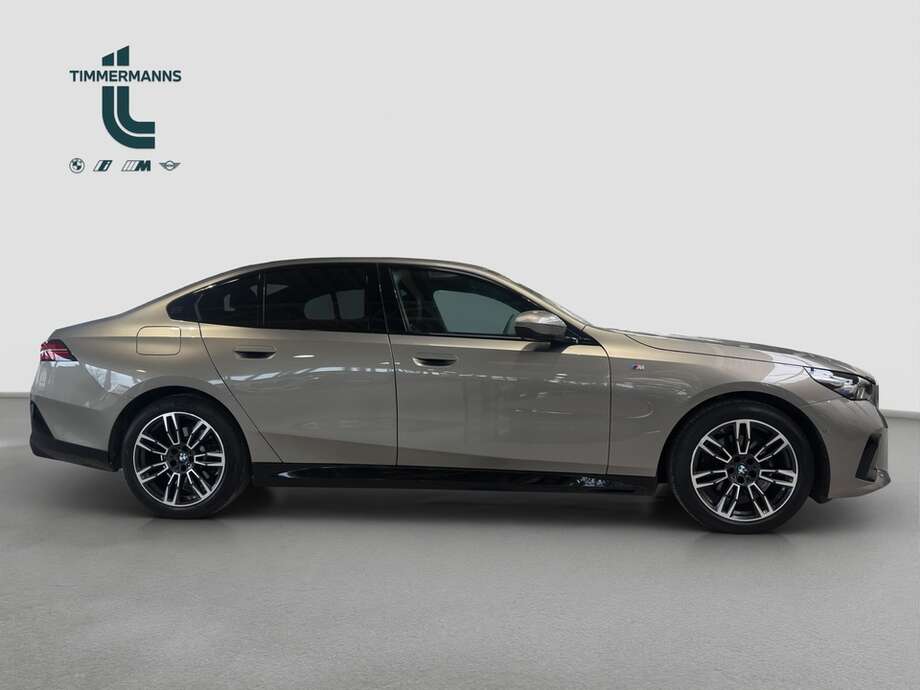 BMW 520d (Bild 6/22)