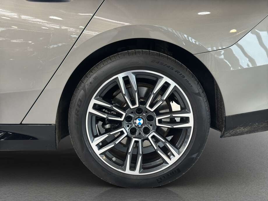 BMW 520d (Bild 9/22)