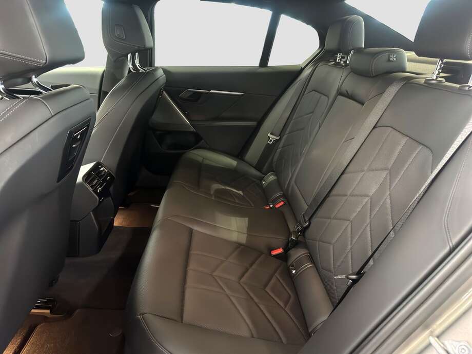 BMW 520d (Bild 12/22)