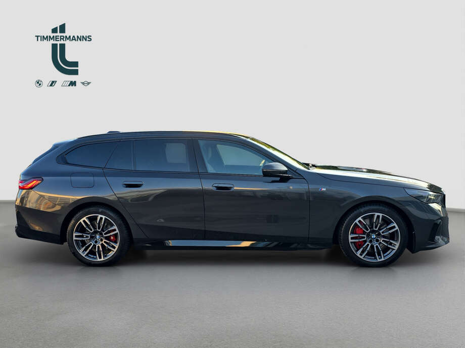BMW 540d xDrive (Bild 6/19)