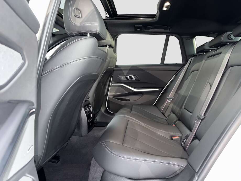 BMW M340i (Bild 14/15)