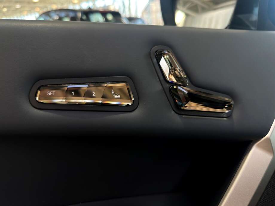 BMW iX (Bild 15/19)