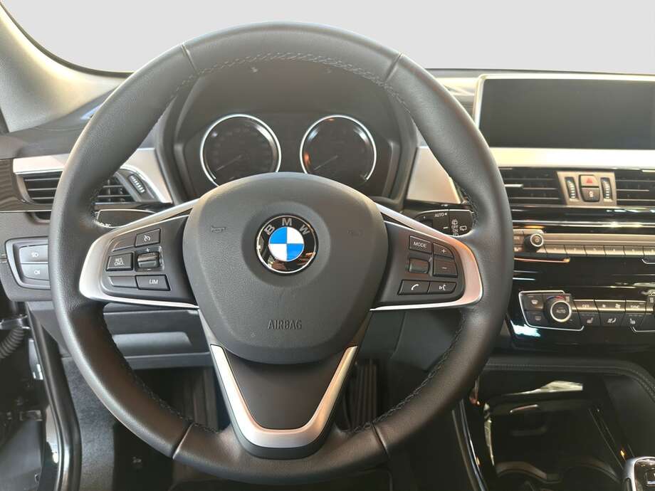 BMW X2 (Bild 12/22)