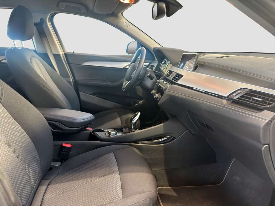 BMW X2 (Bild 16/22)