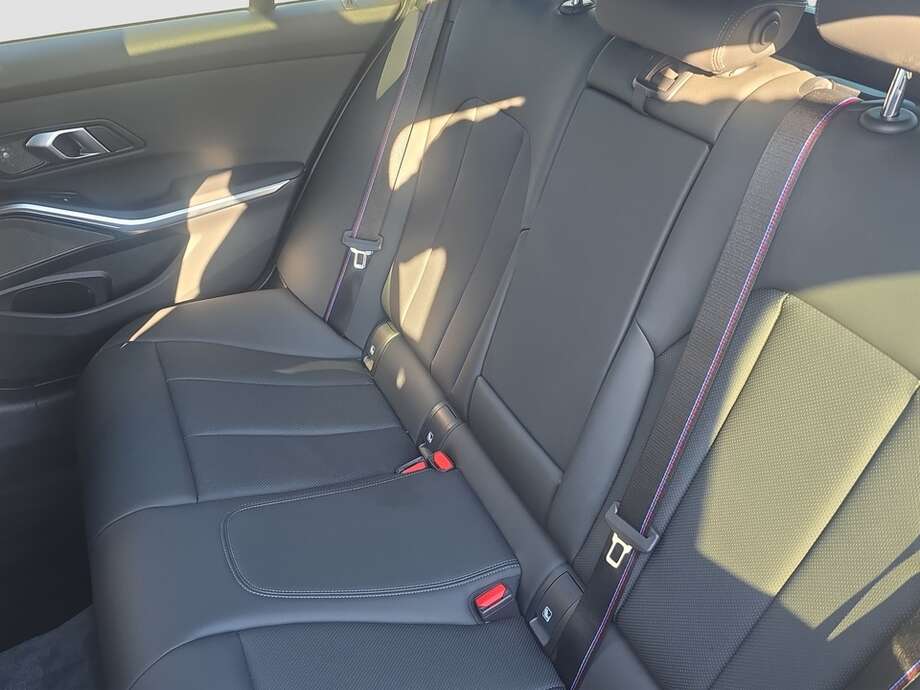 BMW M340i (Bild 14/19)