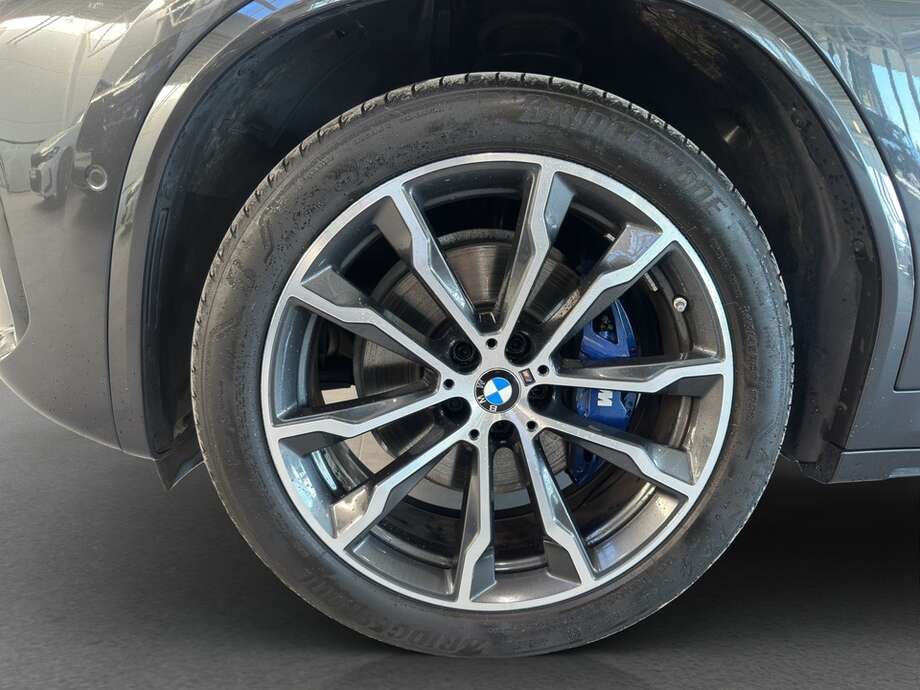 BMW X3 (Bild 9/18)