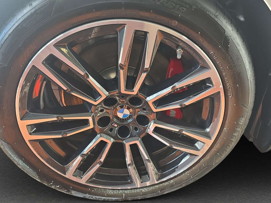 BMW 520d (Bild 9/18)