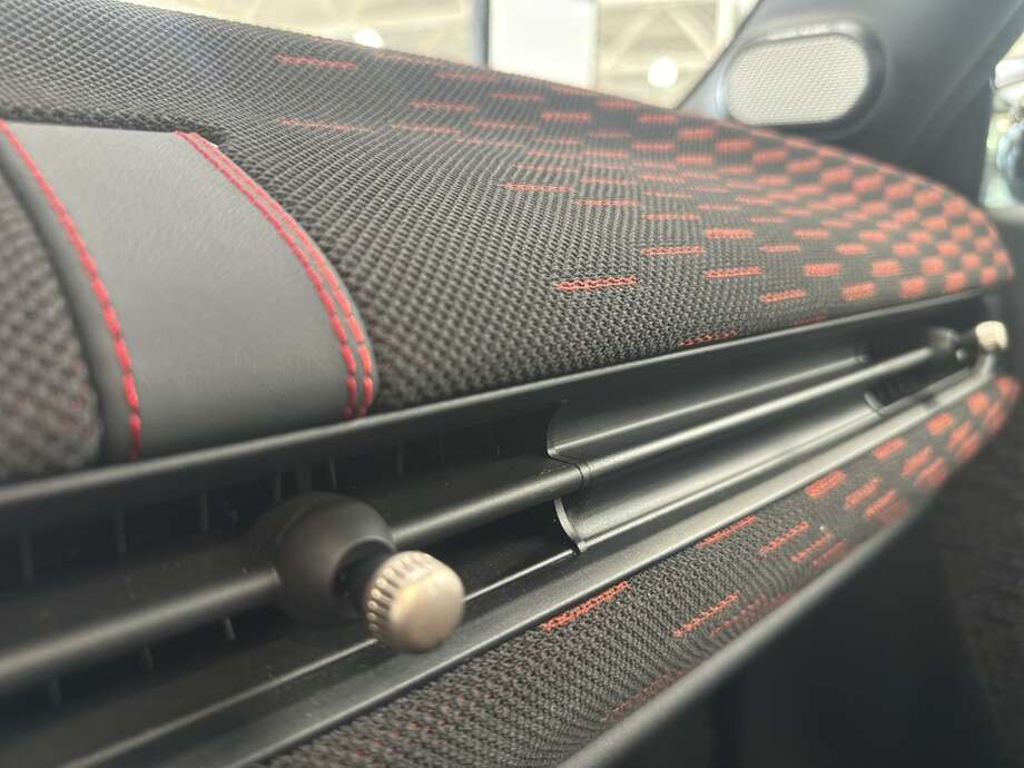 MINI Cooper S (Bild 19/22)