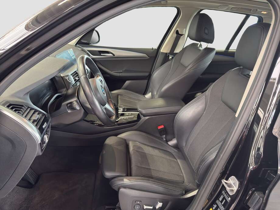 BMW X3 (Bild 10/26)