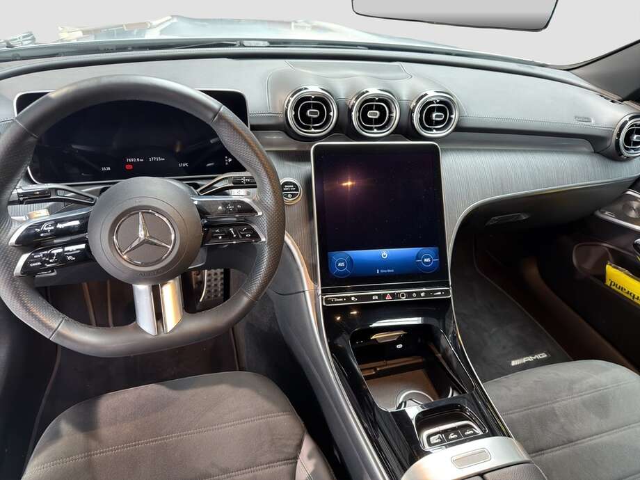 Mercedes-Benz 200 (Bild 13/17)