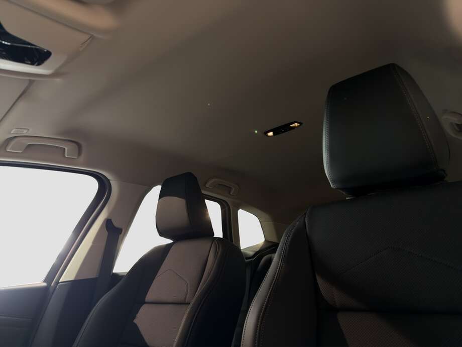 BMW 225e xDrive Active Tourer (Bild 11/17)