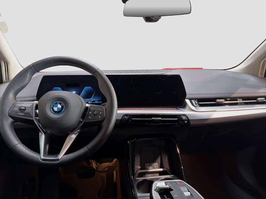 BMW 225e xDrive Active Tourer (Bild 13/17)