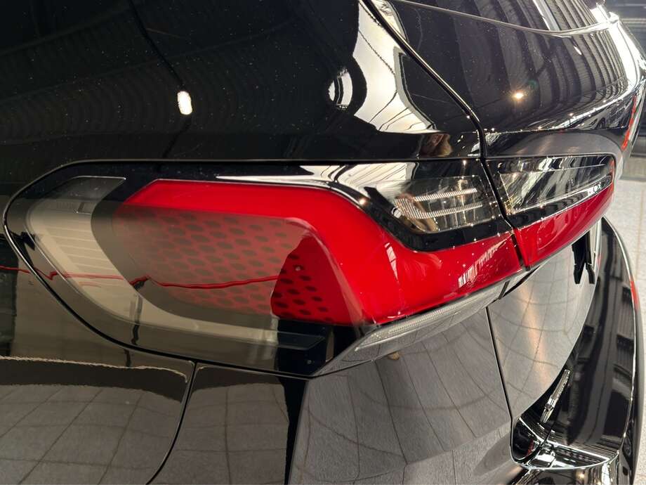 BMW 225e xDrive Active Tourer (Bild 17/17)