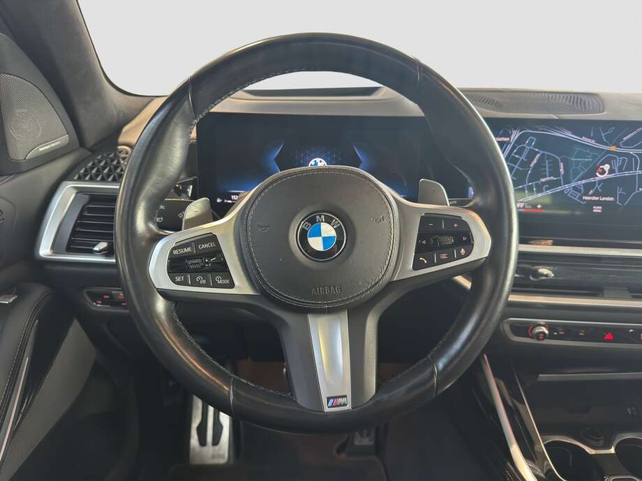 BMW X7 xDrive40d (Bild 12/27)