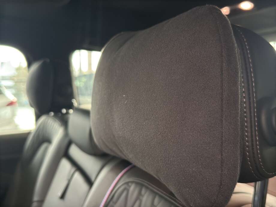 BMW X7 xDrive40d (Bild 26/27)