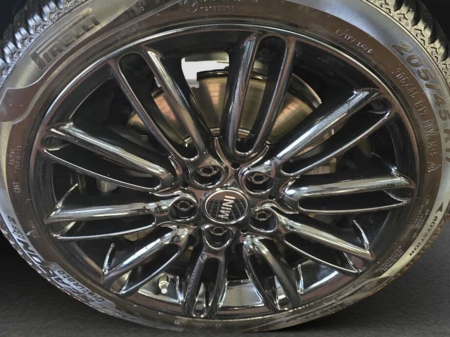 MINI Cooper S (Bild 9/18)