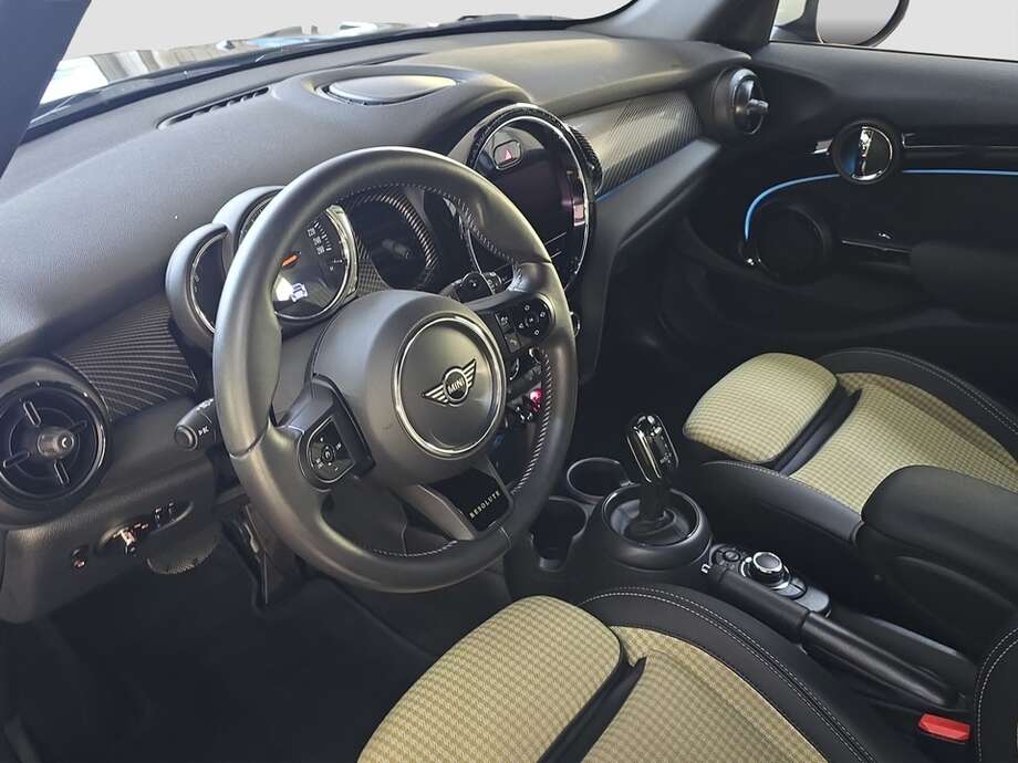 MINI Cooper S (Bild 10/18)