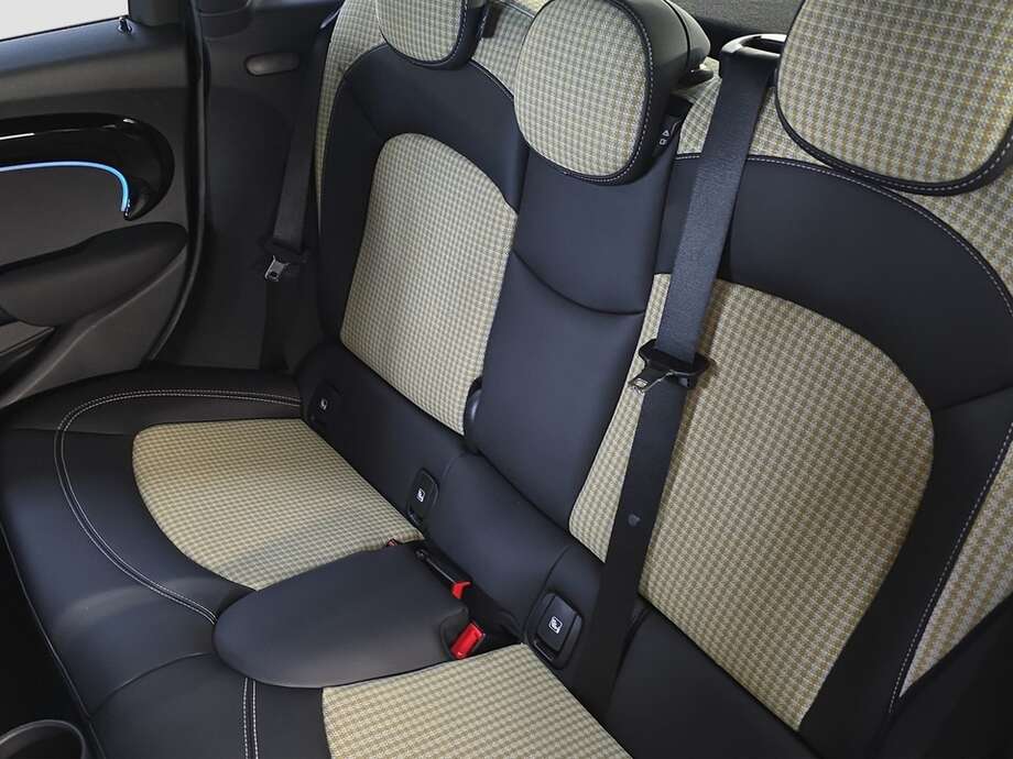 MINI Cooper S (Bild 14/18)