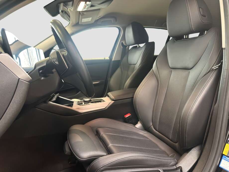 BMW 320e Touring Auto (Bild 10/21)