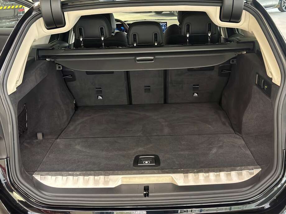 BMW 320e Touring Auto (Bild 16/21)