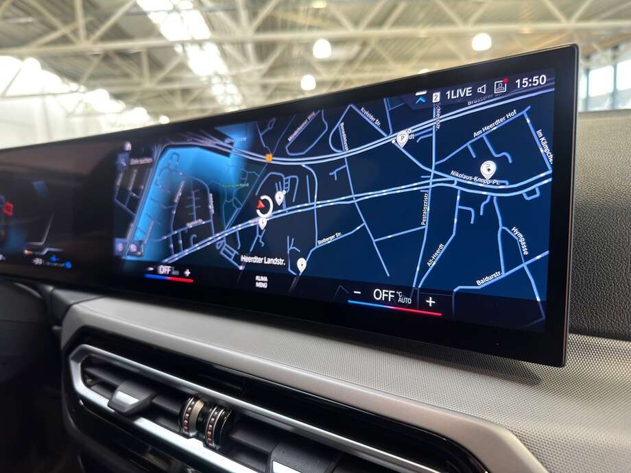 BMW 320e Touring Auto (Bild 18/21)