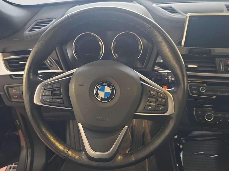 BMW X2 (Bild 12/18)