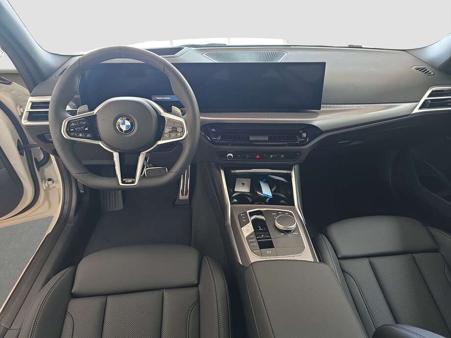 BMW 320d (Bild 13/18)