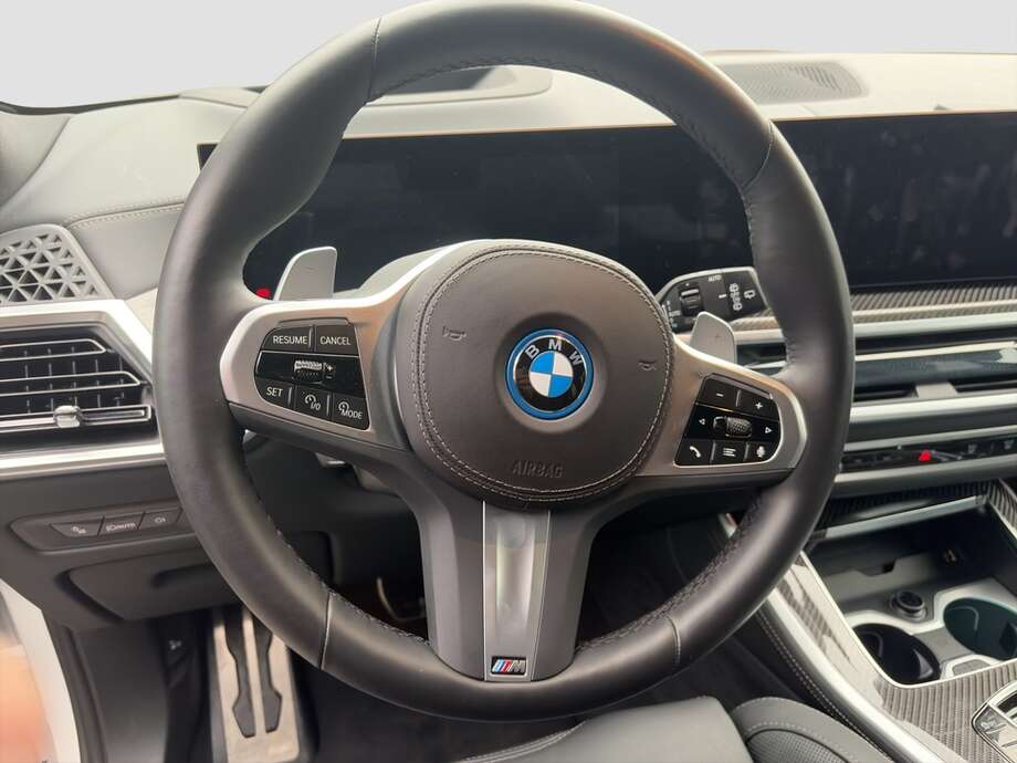 BMW X5 (Bild 12/13)
