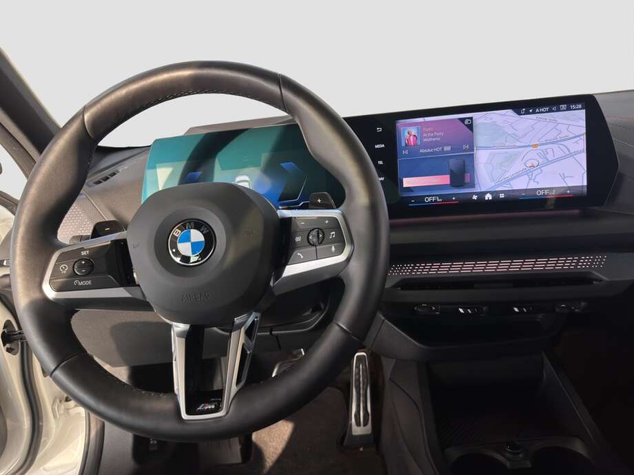 BMW 120d (Bild 12/17)