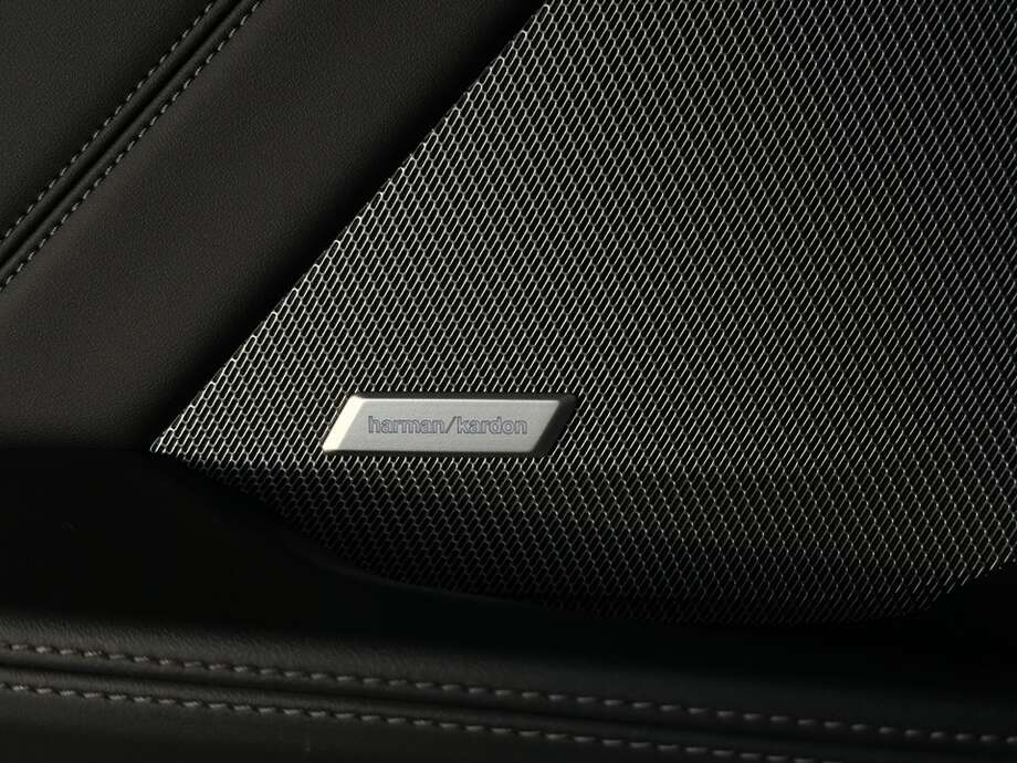 BMW 120d (Bild 16/17)
