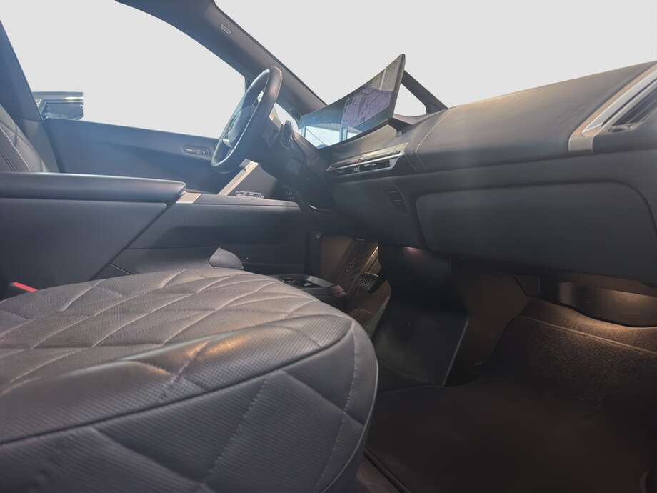 BMW iX (Bild 15/23)