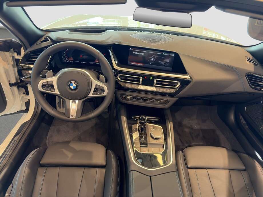 BMW Z4 (Bild 12/13)