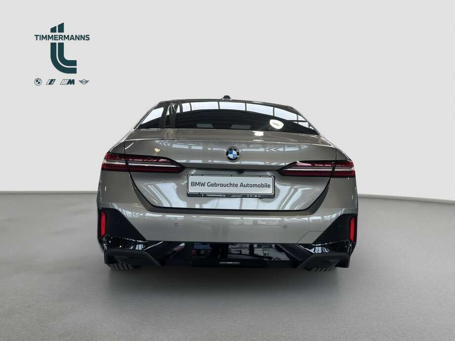 BMW 520d (Bild 4/22)