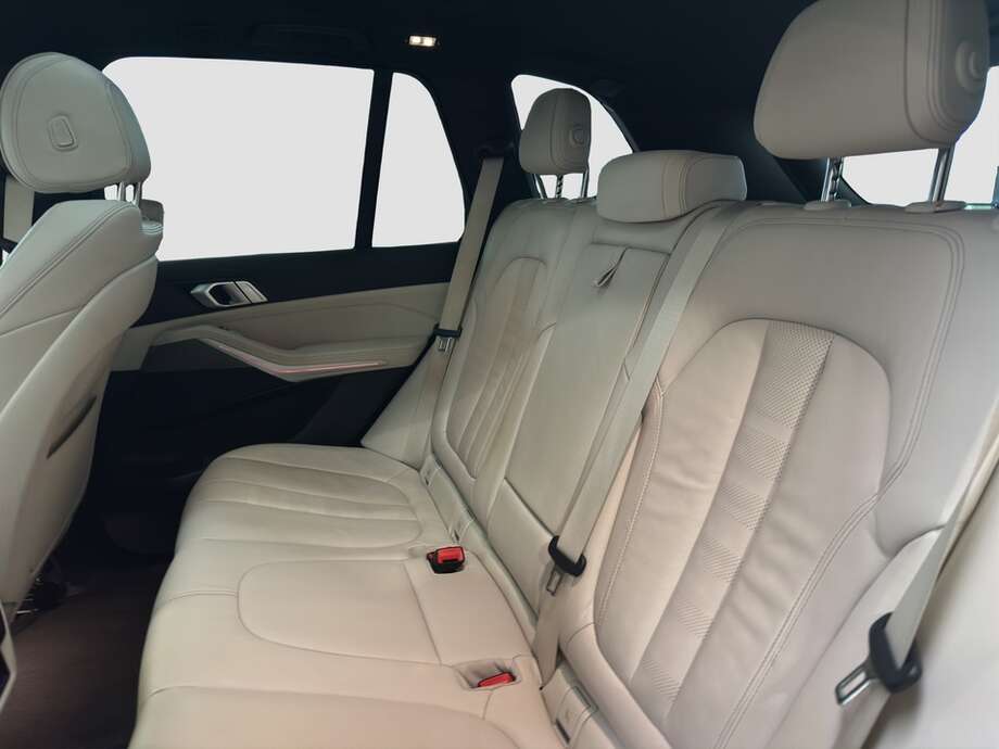 BMW X5 (Bild 14/21)