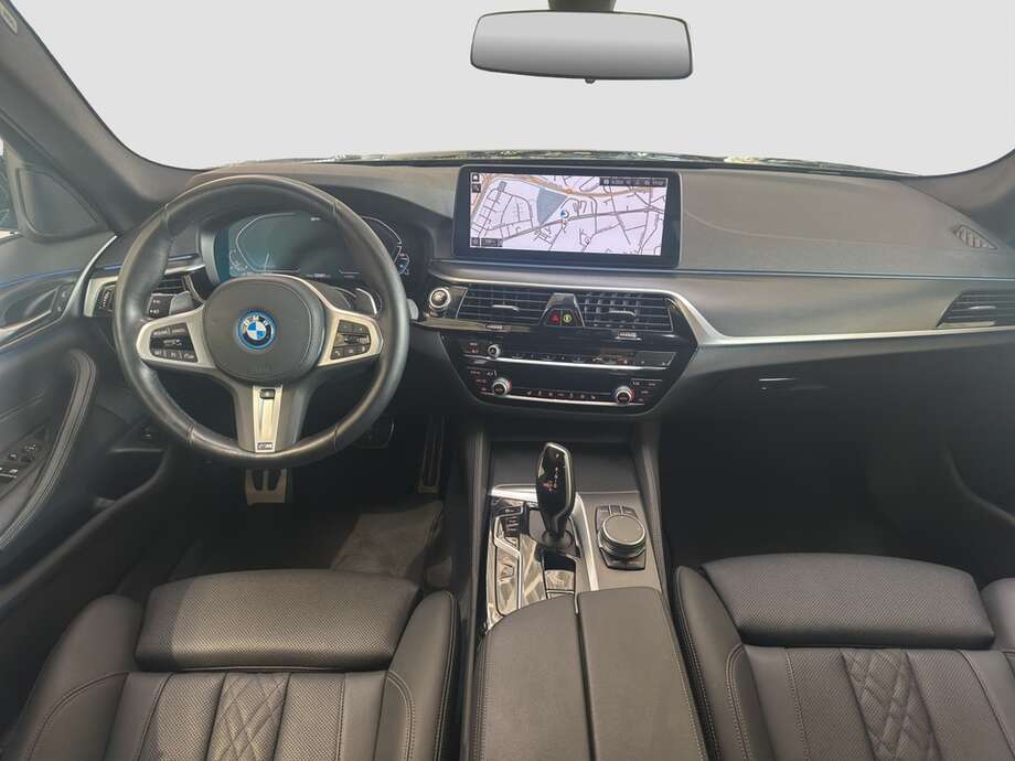 BMW 530e Touring (Bild 12/23)