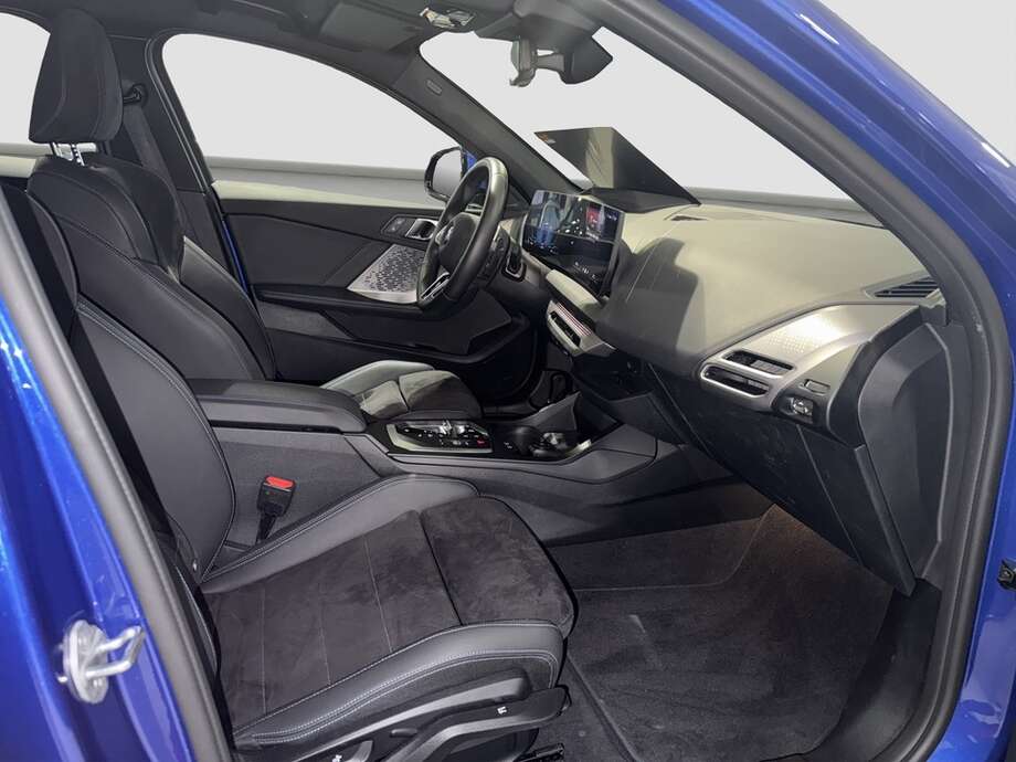 BMW 120 (Bild 17/21)