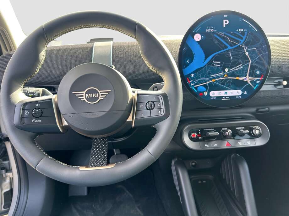 MINI Aceman E Classic Trim (Bild 13/14)